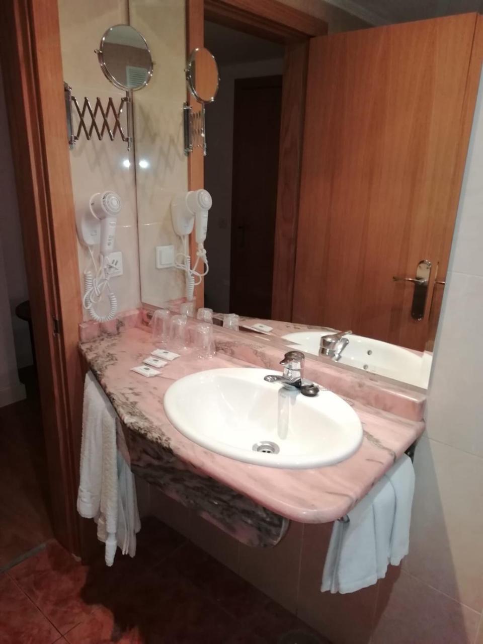 Hotel Brasa Elvas Esterno foto